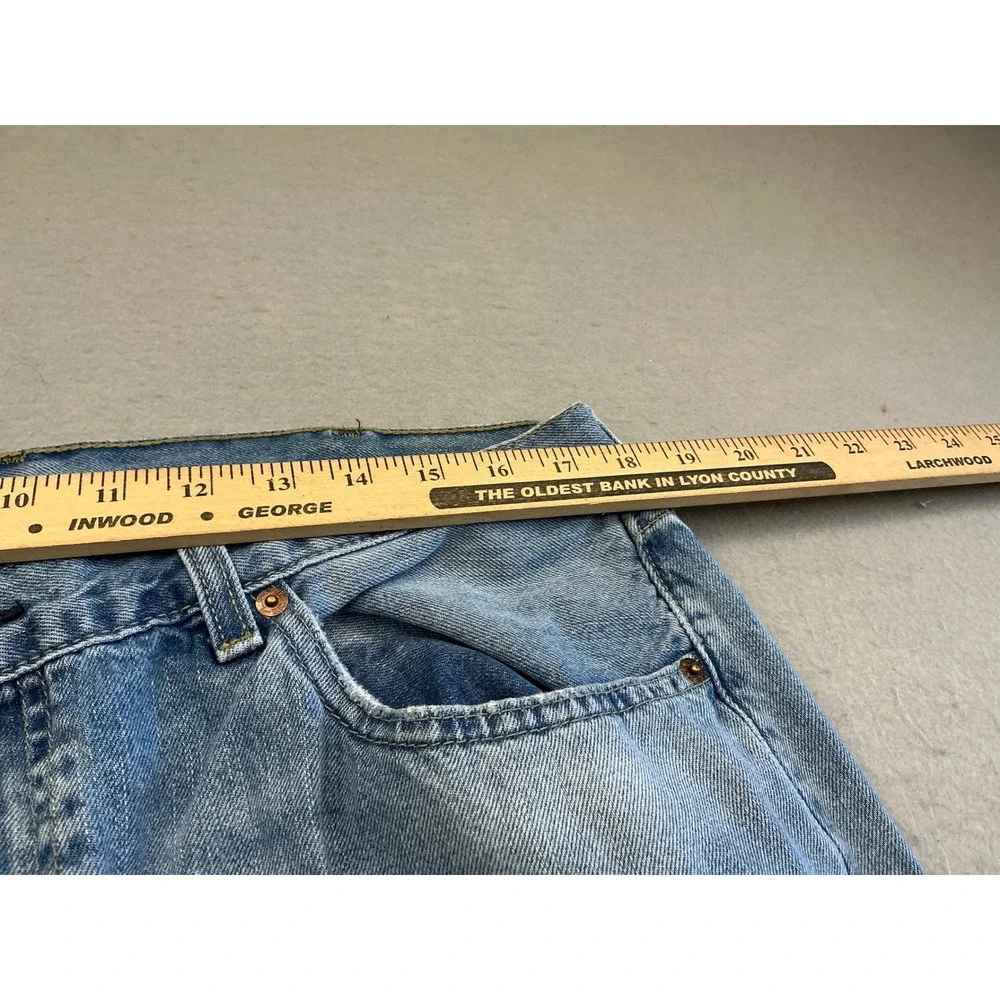 Levis preowned these